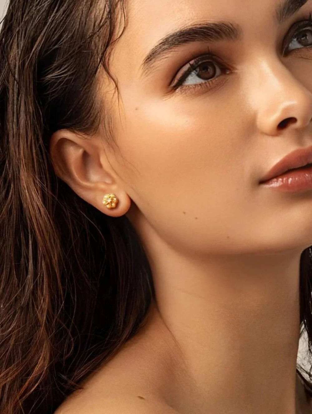 NWT 14K Gold Plated Flower Cubic Zirconia Stud Earrings – Brand New